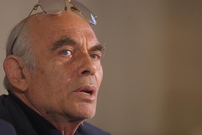 Pasquale Squitieri è morto a 78 anni. Lutto nel cinema per il regista Pasquale Squitieri è morto a 78 anni. Lutto nel cinema per il regista