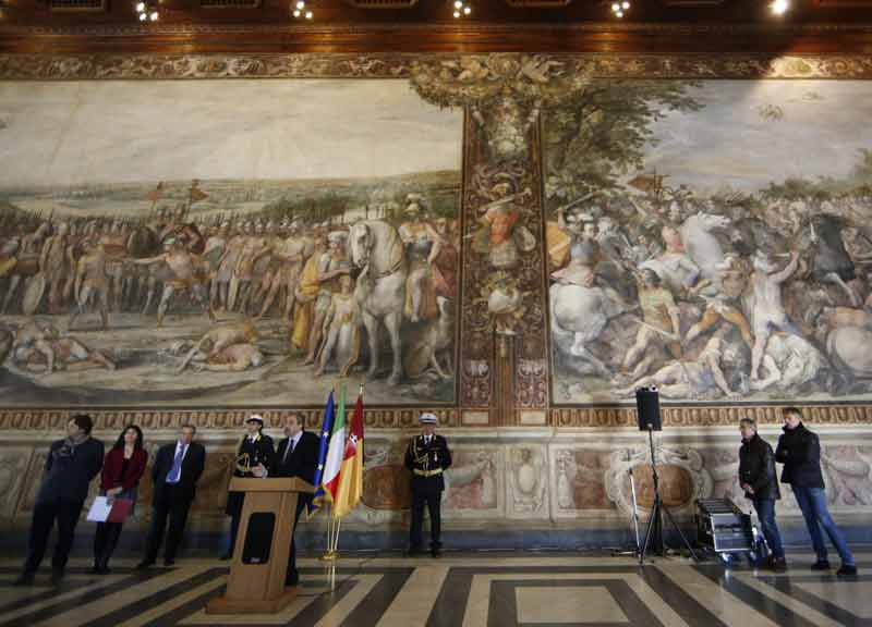 Musei Capitolini, riapre la Sala Orazi e Curiazi salvata dal magnate russo Musei Capitolini, riapre la Sala Orazi e Curiazi salvata dal magnate russo