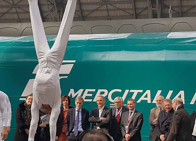 Galleria foto 'FS Italiane presenta il Polo Mercitalia: riparte il trasporto merci su rotaia' - foto 1