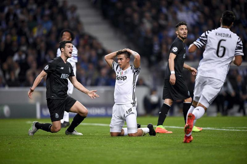 Porto-Juventus, Pjaca e Dani Alves: 0-2 e quarti di Champions League vicini Porto-Juventus, Pjaca e Dani Alves: 0-2 e quarti di Champions League vicini