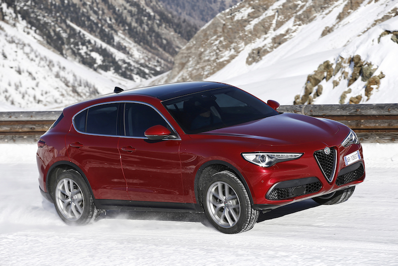 Alfa Romeo Stelvio: debutta il primo SUV Alfa Romeo dopo un secolo Alfa Romeo Stelvio: debutta il primo SUV Alfa Romeo dopo un secolo