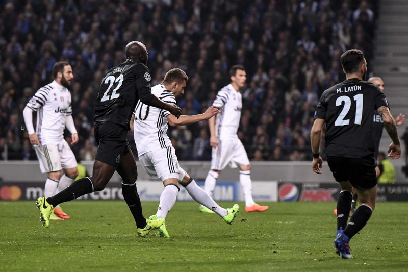 Porto-Juventus, Pjaca: “Felice del gol. Titolare? Decide Allegri”