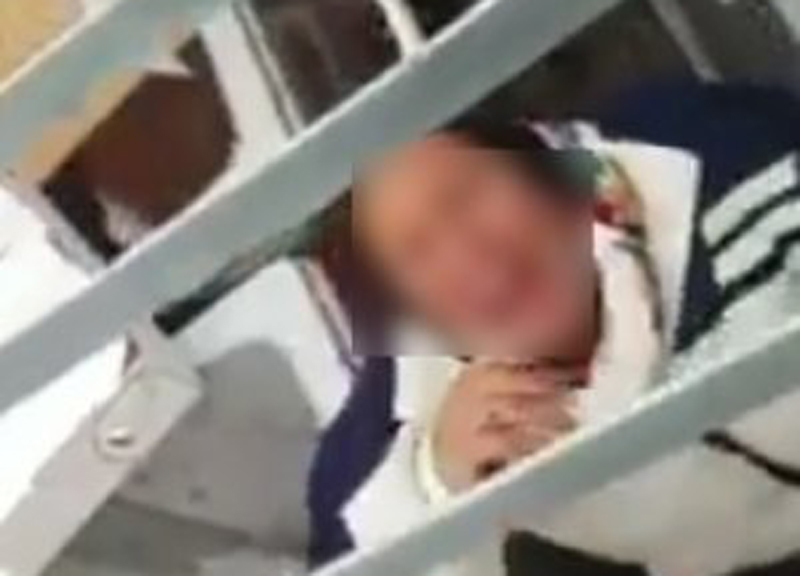 Galleria foto 'Follonica, rinchiudono 2 rom nel gabbiotto dei rifiuti. Indagati per sequestro' - foto 1