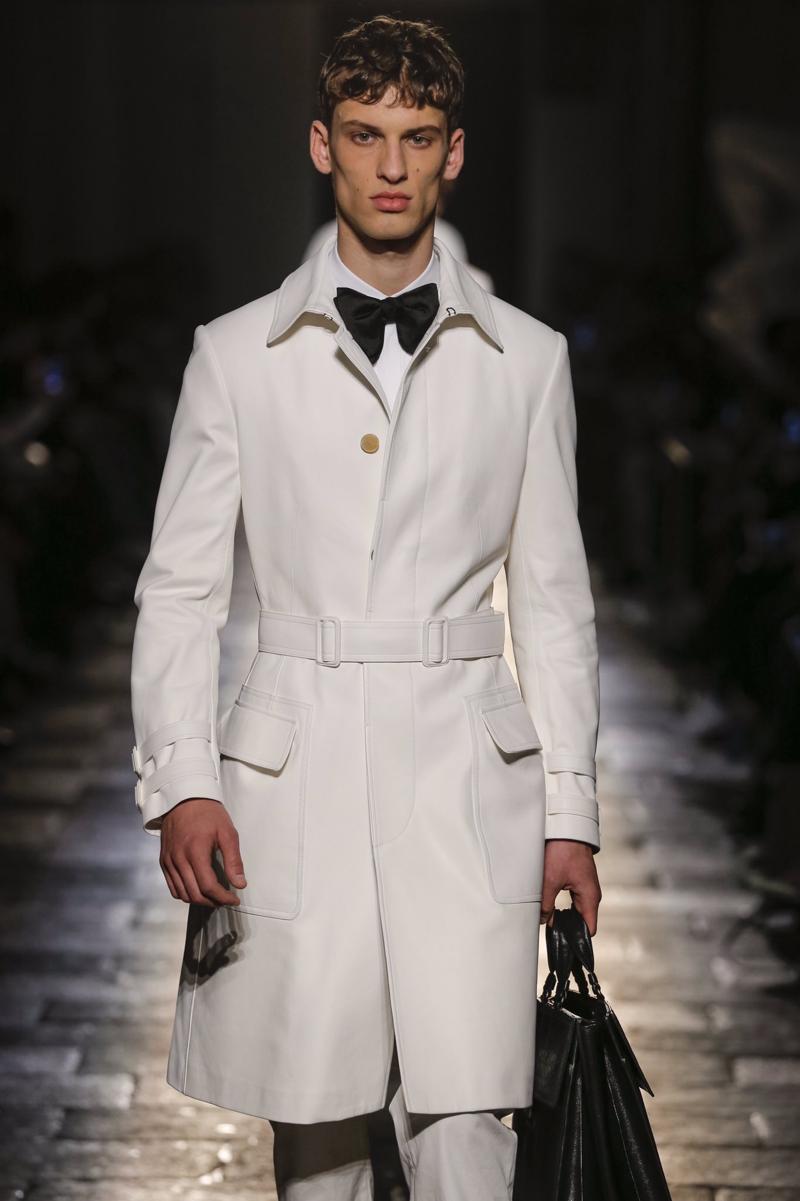 Elisabetta Franchi, Simonetta Ravizza e Scervino incantano. Chiude oggi la MFW