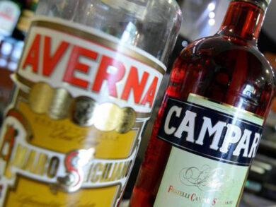 Unicredit, Campari, Retelit, Digital Bros e Amplifon. Affari a Piazza Affari