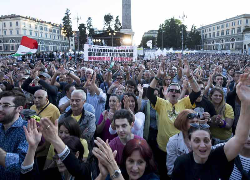 M5S, la rivolta degli attivisti. “I portavoce eletti ci hanno tagliato fuori” M5S, la rivolta degli attivisti. “I portavoce eletti ci hanno tagliato fuori”