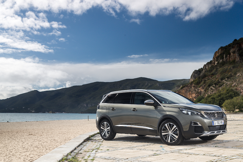 Nuova Peugeot 5008 un SUV dal design che si fa notare Nuova Peugeot 5008 un SUV dal design che si fa notare