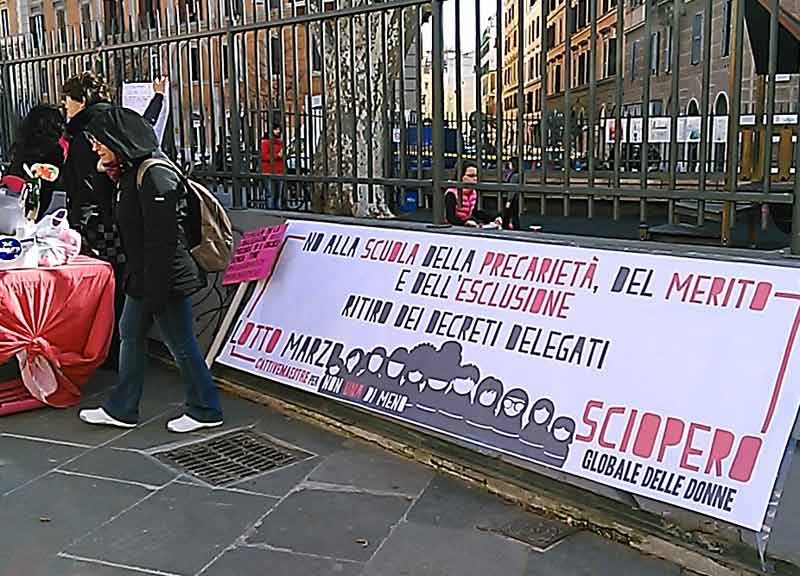 8 marzo, scuole chiuse, bimbi a casa e mamme “prigioniere” 8 marzo, scuole chiuse, bimbi a casa e mamme “prigioniere”
