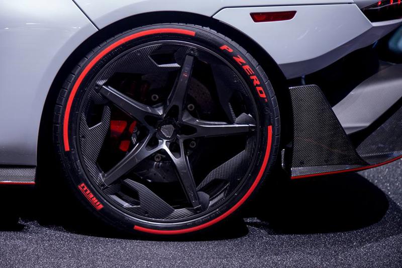 Pirelli da Ginevra lo pneumatico che interagisce con il guidatore