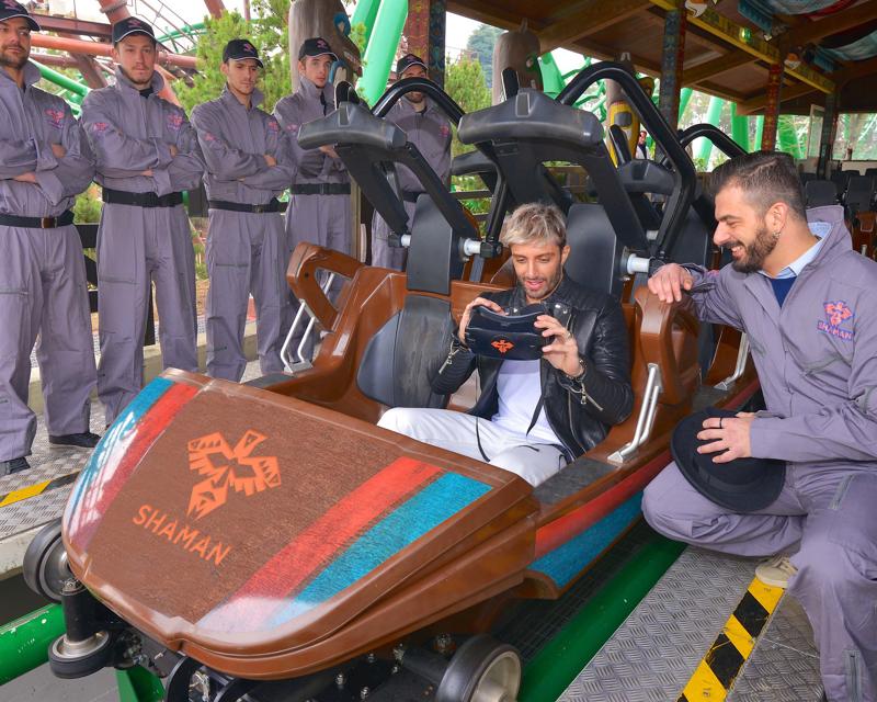 Andrea Iannone collaudatore d’eccezione a Gardaland Andrea Iannone collaudatore d’eccezione a Gardaland