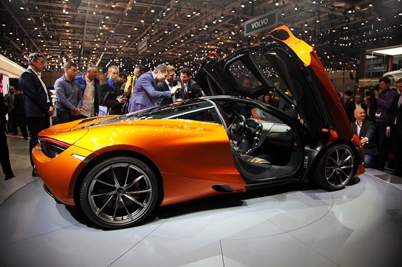 A Ginevra la nuova supercar McLaren 720S