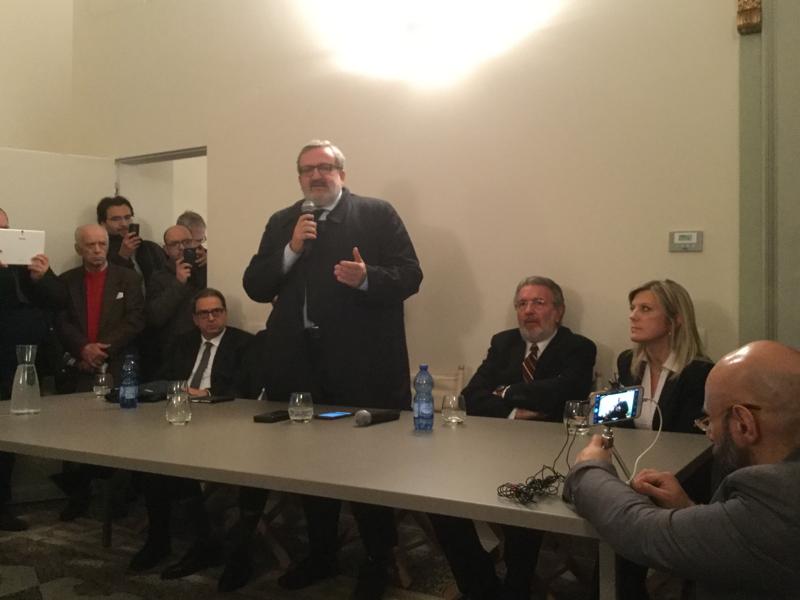 Michele Emiliano, la proposta bomba: “Reintrodurre l’art. 18”. VIDEO