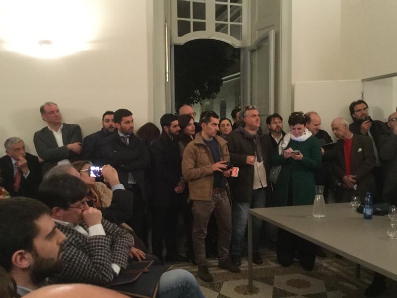 Michele Emiliano, la proposta bomba: “Reintrodurre l’art. 18”. VIDEO
