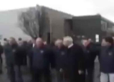 NaziHollanda, su Twitter il video sui soldati olandesi a Srebrenica