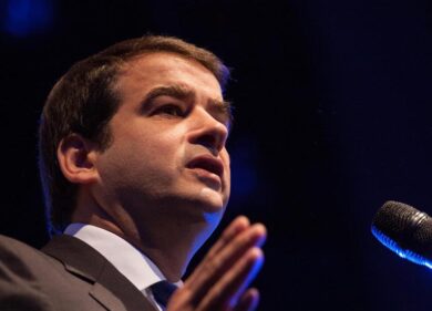 Centrodestra, Fitto: “Servono le primarie, come negli Usa”