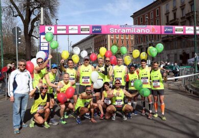 Tutti alla Stramilano, in 60mila per le vie della città: vince la solidarietà