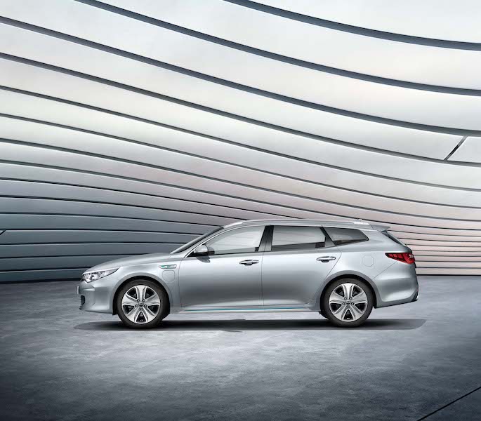Kia Optima sw Plug-in Hybrid: 60 km in modalità elettrica