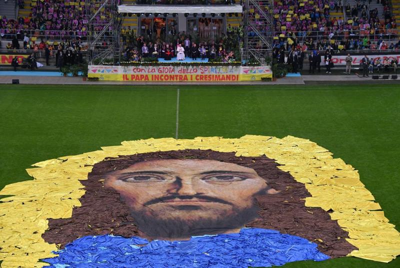 Papa Francesco a Milano, un milione per lui. Papa: “Grazie a tutti” Papa Francesco a Milano, un milione per lui. Papa: “Grazie a tutti”