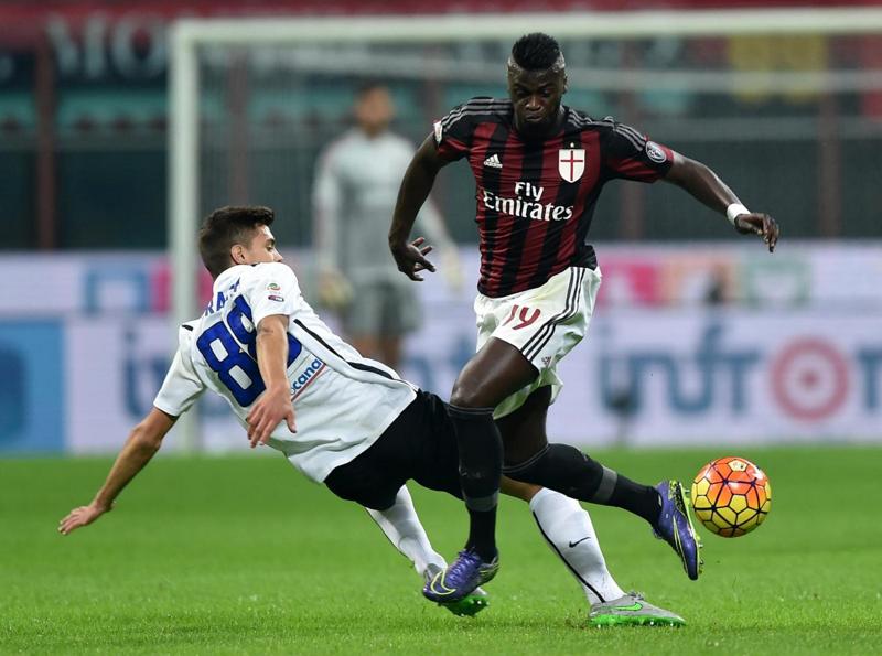 Milan, Niang: “Mi ero guadagnato la maglia rossonera, ma poi…” Milan, Niang: “Mi ero guadagnato la maglia rossonera, ma poi…”