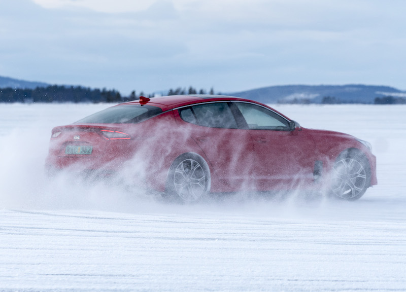 Kia Stinger:ultimi test al Circolo Polare Artico