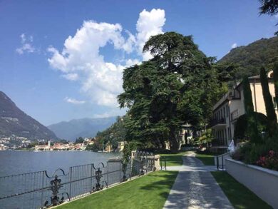 Como, via alla rimozione delle paratie. Riaprirà la passeggiata lungolago