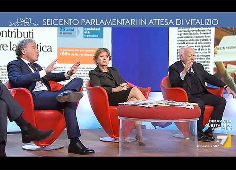 Pomicino-Giletti: “Prendi 42mila € al mese”. “E i 5 miliardi di tangenti?” Pomicino-Giletti: “Prendi 42mila € al mese”. “E i 5 miliardi di tangenti?”