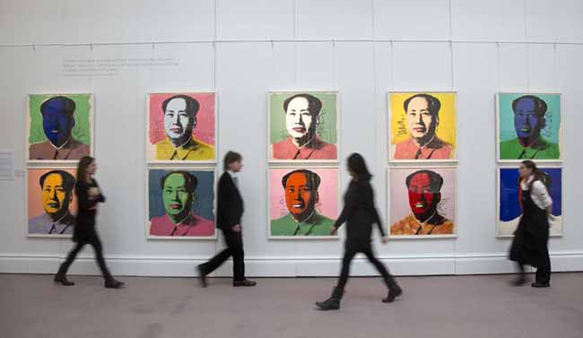 Hong Kong, il Mao di Andy Warhol venduto per 12,7 milioni di dollari Hong Kong, il Mao di Andy Warhol venduto per 12,7 milioni di dollari