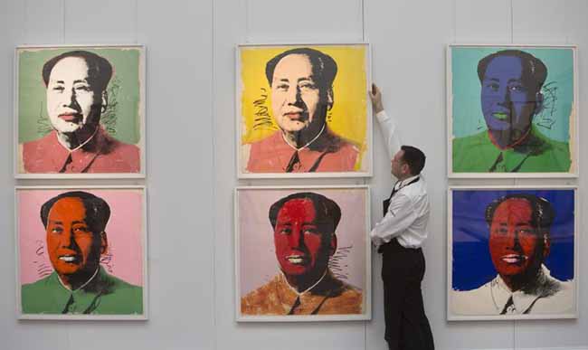 Hong Kong, il Mao di Andy Warhol venduto per 12,7 milioni di dollari Hong Kong, il Mao di Andy Warhol venduto per 12,7 milioni di dollari