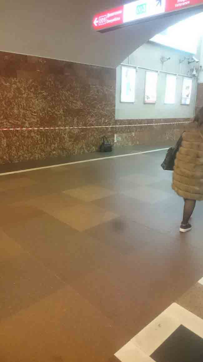San Pietroburgo, bombe nella metro. Morti e feriti. TUTTE LE FOTO E I VIDEO