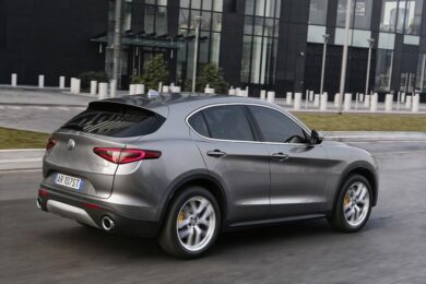 Alfa Romeo Stelvio: due nuove motorizzazioni, prezzi da 47.300 euro