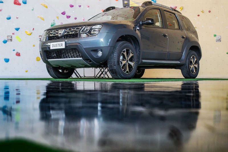 Dacia presenta la nuova serie speciale Brave