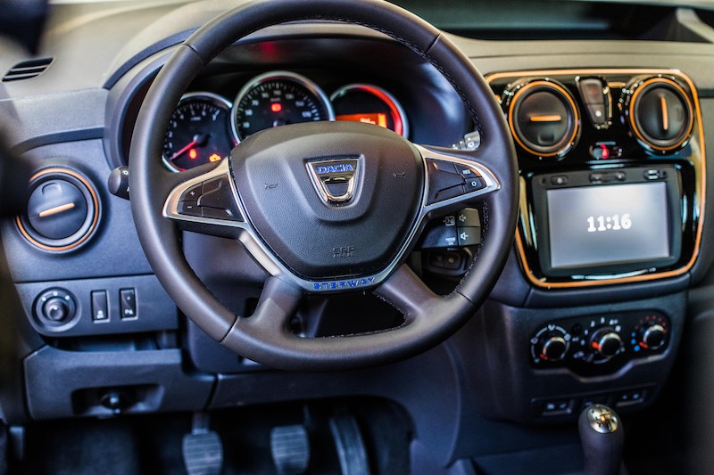 Dacia presenta la nuova serie speciale Brave