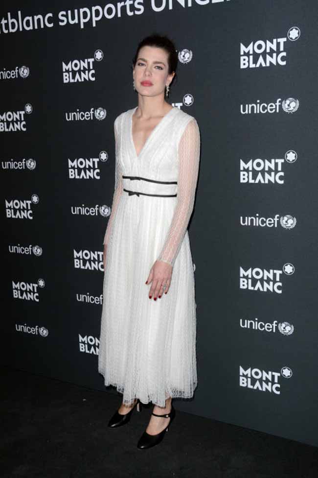 Charlotte Casiraghi a NY. “Fuga” d’amore con il fidanzato Dimitri Rassam Charlotte Casiraghi a NY. “Fuga” d’amore con il fidanzato Dimitri Rassam