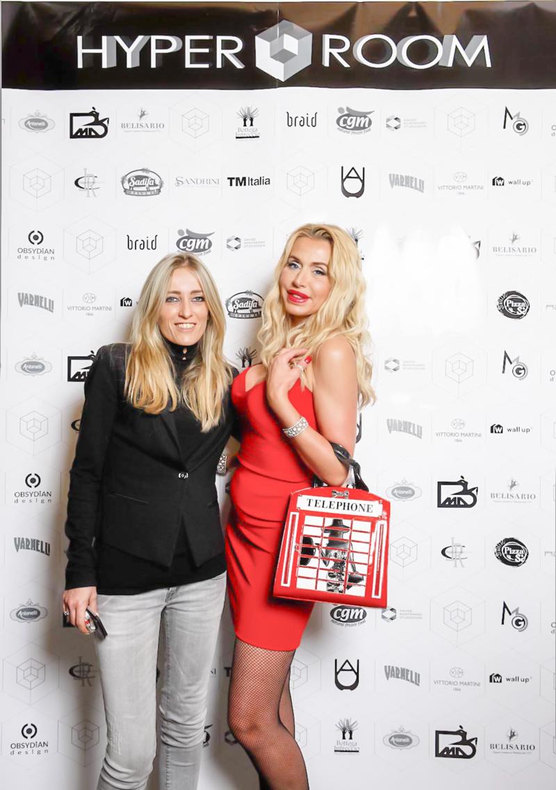 Hyper Room, Valeria Marini e tanti vip allo Special Design Cocktail Show Hyper Room, Valeria Marini e tanti vip allo Special Design Cocktail Show