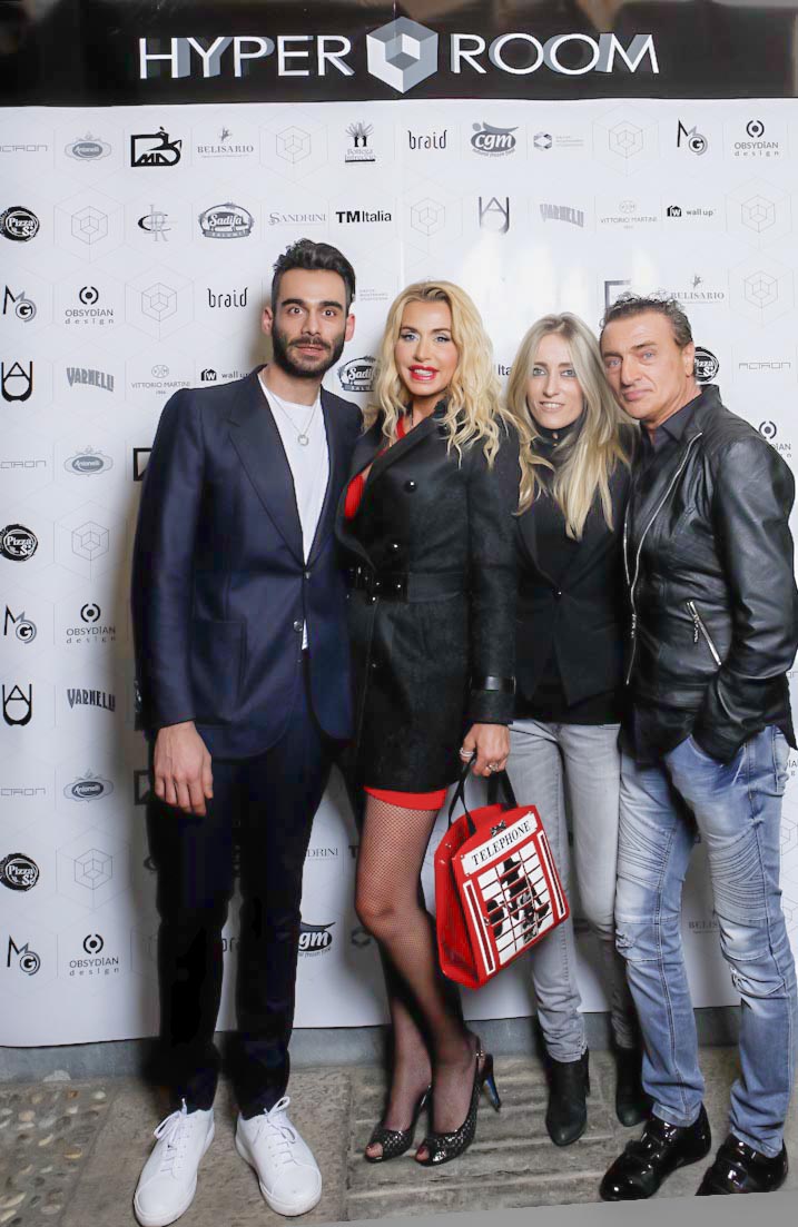 Hyper Room, Valeria Marini e tanti vip allo Special Design Cocktail Show Hyper Room, Valeria Marini e tanti vip allo Special Design Cocktail Show