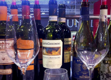 Le enoteche “trainano” la Lombardia. Vinitaly, crescita del 6% dal 2010 al 2016