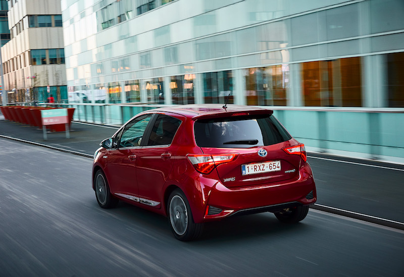 Nuova Toyota Yaris: Tecnologia Full Hybrid e sicurezza attiva di serie Nuova Toyota Yaris: Tecnologia Full Hybrid e sicurezza attiva di serie