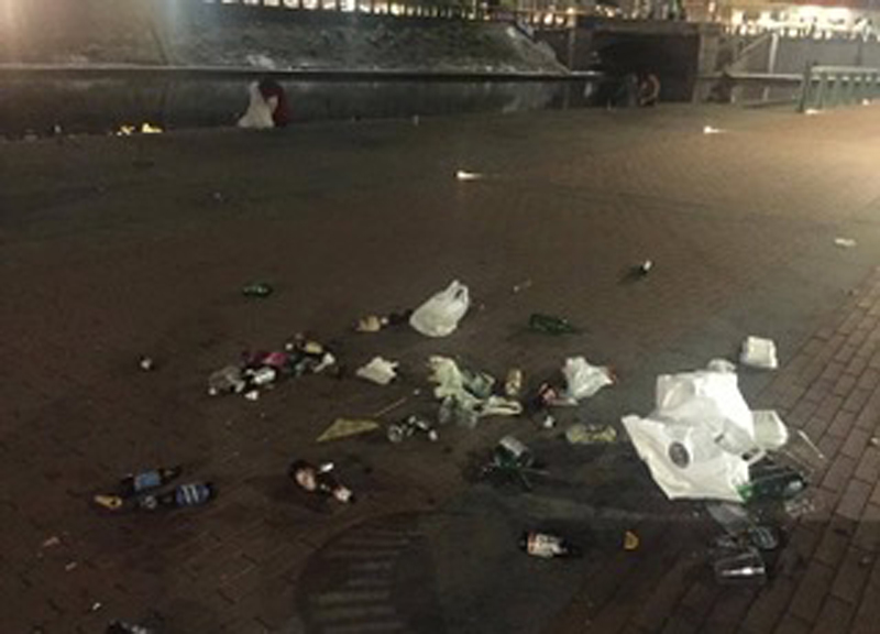 La movida tra Pisapia e Sala. Intanto la Darsena fa schifo. Hate La movida tra Pisapia e Sala. Intanto la Darsena fa schifo. Hate