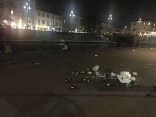 La movida tra Pisapia e Sala. Intanto la Darsena fa schifo. Hate La movida tra Pisapia e Sala. Intanto la Darsena fa schifo. Hate