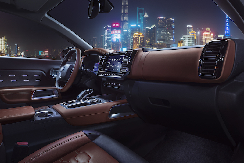 Shanghai 2017: Citroen presenta la nuova C5 Aircross Shanghai 2017: Citroen presenta la nuova C5 Aircross