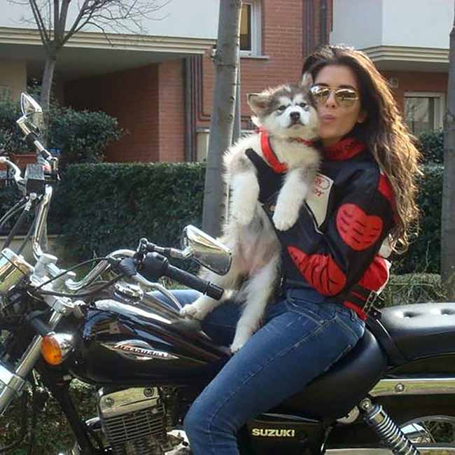 Gessica Notaro, la miss sfregiata con l’acido, mostra il suo volto in tv. Foto
