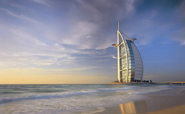 Dubai “chiama” le donne: “Viaggi e affari, da noi addio al gender gap”