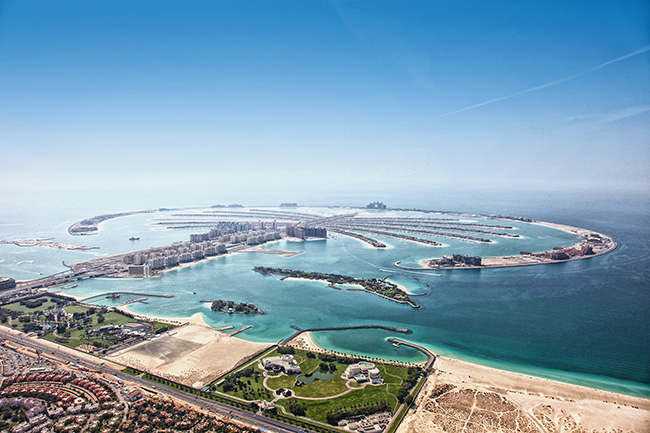 Dubai “chiama” le donne: “Viaggi e affari, da noi addio al gender gap”