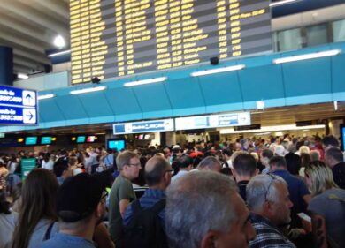 Fiumicino, infarto all’imbarco per Usa: muore turista americano di 62 anni