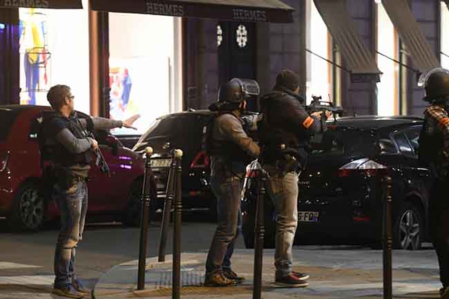 Attentato Parigi, il killer fermato a febbraio. Ecco chi è l’agente ucciso Attentato Parigi, il killer fermato a febbraio. Ecco chi è l’agente ucciso