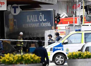 Svezia: un nuovo arresto per l’attacco con camion di Stoccolma