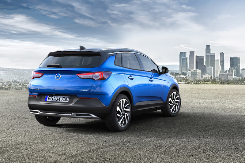 Nuova Opel Grandlad X, il terzo della famiglia X Nuova Opel Grandlad X, il terzo della famiglia X