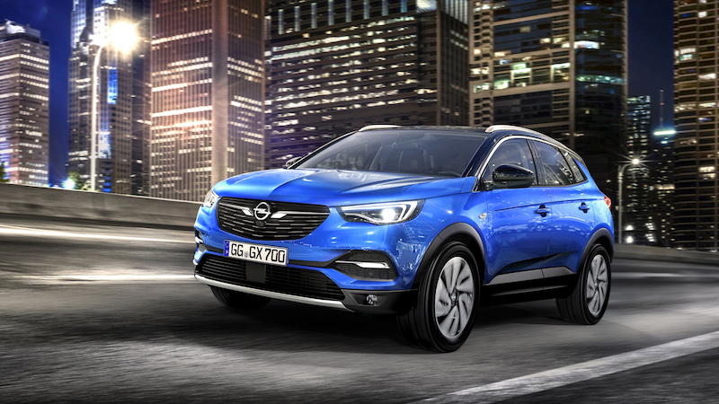 Nuova Opel Grandlad X, il terzo della famiglia X Nuova Opel Grandlad X, il terzo della famiglia X