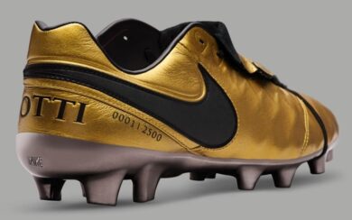 Totti, scarpini Nike d’oro per il suo ultimo derby Roma-Lazio