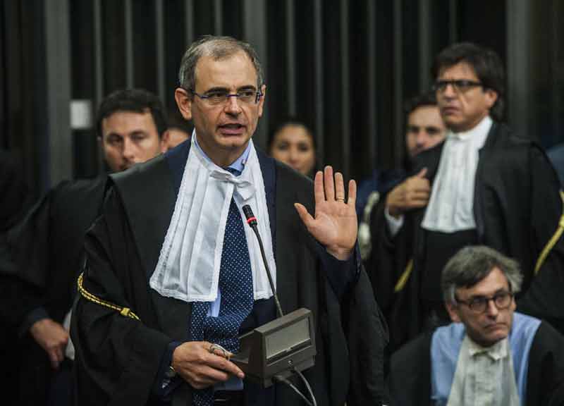 Mafia Capitale, maxi condanna per Buzzi e Carminati. Le richieste dei piemme Mafia Capitale, maxi condanna per Buzzi e Carminati. Le richieste dei piemme